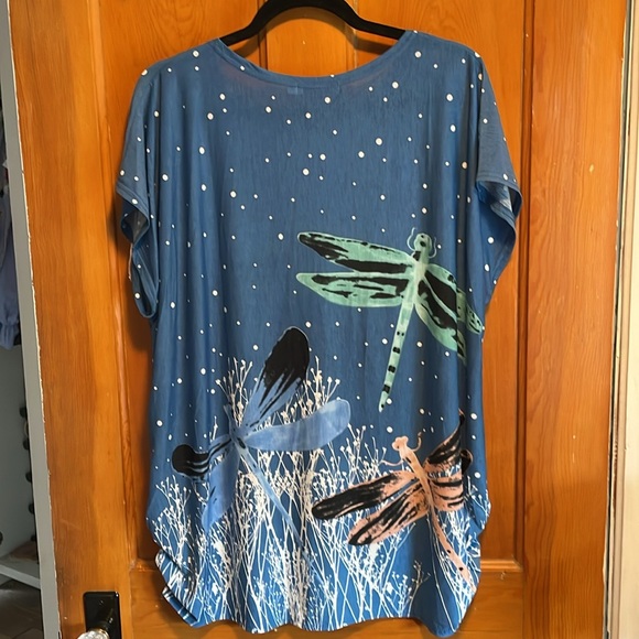 Dragonfly design summer top - Picture 2 of 5